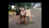 Viral Remaja di Bekasi Nekat Naik Motor Bonceng Lima Pakai Bangku Panjang
