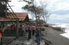 Gelombang Besar Rusak Tiga Bangunan di Pantai Glagah Kulonprogo