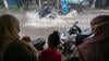 Drainase Buruk, Kawasan Kelapa Dua Tangerang Tergenang Air 60 Cm - Bagian 2