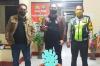 Mabuk Miras, Pria di Tomohon Mengamuk Sambil Tenteng Parang