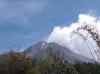Gunung Merapi Mengeluarkan Guguran Lava Sejauh 700 Meter ke Arah Kali Senowo