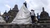 Stupa Candi Borobudur Ditutup, Antisipasi Hujan Abu Vulkanik Gunung Merapi - Bagian 1