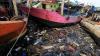 Penampakan Sungai Prajagumiwang Tercemar Oli Bekas Mesin Kapal dan Sampah - Bagian 1