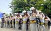 Video Polisi Kerahkan Brimob Jaga Polda Metro Jaya Jelang Kedatangan Habib Rizieq