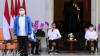 Presiden Jokowi Reshuffle Kabinet, Tri Rismaharini dan Sandiaga Uno Jadi Menteri - Bagian 6