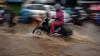 Drainase Buruk, Jalan Nasional Kabupaten Bandung Tergenang Air - Bagian 1