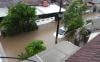 Penampakan Kota Semarang Dikepung Banjir, Mobil Warga Terendam