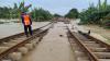 Penampakan Rel Kereta Terendam Banjir, Perjalanan KA Jarak Jauh Dibatalkan - Bagian 1