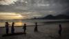 Potensi Wisata Bahari Pantai Selong Belanak Lombok Tengah - Bagian 3
