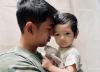 Unggah Foto Arya Saloka Gendong Anak, Putri Anne Bongkar Sifat Asli Suami: Jangan Percaya Tatapan Manisnya   