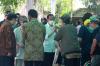 Presiden Jokowi Tunggui Seniman Yogya Divaksin Covid-19