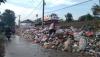 Viral di Medsos, Sampah Tiba-tiba Numpuk Sepanjang 100 Meter di Karawang