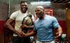 Mike Tyson Foto Jabat Tangan Juara Kelas Berat UFC Francis Ngannou, Sepakat Duel?
