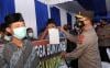 Polda Sumsel Berikan Alquran dan Sembako di Eks Kampung Narkoba 