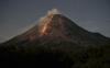 Merapi Keluarkan Guguran Lava Pijar, Jarak Luncur Capai 600 Meter