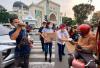 Partai Perindo Bagikan Ratusan Paket Takjil ke Pengguna Jalan di Medan