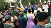 Demi Sedekah Rp10.000, Ratusan Warga Berdesak-desakan di Halaman Masjid Purwokerto