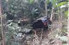 Pengemudi Ngantuk, Mobil Kijang Terjun ke Jurang Sedalam 3 Meter
