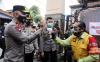  Wakapolda Metro Jaya Serahkan Bantuan 1.000 Masker dan 250 Paket Sembako - Bagian 3
