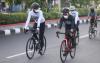 Ganjar dan Gus Miftah Gowes Blusukan Masuk Pasar dan Kampung Sosialisasi Prokes