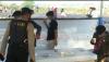 PPKM Darurat di Purwokerto, Polisi Bubarkan Paksa Kerumunan Remaja Nongkrong di Warung