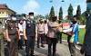 Polisi Salurkan Bansos untuk Warga Terdampak Covid-19 di OKU Selatan 
