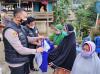 Kapolres Enrekang Gandeng WMR Community Bagikan Sembako ke Warga Terdampak Covid-19