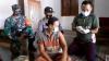 Sempat Ketakutan, Petugas Vaksin Covid-19 Ini Dibuat Tertawa Keluarga Gangguan Jiwa 