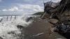 Gelombang Tinggi, Pesisir Pantai Cilacap Selatan Abrasi Sejauh 10 Meter - Bagian 2