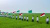 Ratusan Santri Bawa Bendera Merah Putih dan NU di Tengah Sawah Desa Ciwulan - Bagian 3