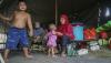 Melihat Kondisi Ribuan Pengungsi Banjir Sintang Kalbar - Bagian 2
