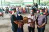 Memasuki 2022, Bupati Gunungkidul Sunaryanta Makan Mi Ayam dan Bagikan Gaji kepada Pemulung
