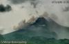 Gunung Merapi Kembali Muntahkan Wedus Gembel Sejauh 1,8 Kilometer 