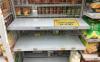 Ibu-ibu Rela Antre Sebelum Minimarket Buka demi Minyak Goreng Murah, Rak Cepat Kosong
