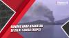 Gunung Anak Krakatau di Selat Sunda Erupsi