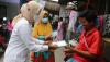 Bagi-Bagi Masker dan Hand Sanitizer untuk Warga Cilincing - Bagian 3