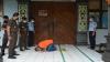 Bebas Melalui Restorative Justice, Pria Asal Jepara Ini Sujud Syukur saat Keluar Penjara 