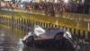 Momen Evakuasi Mobil dari Sungai usai Tabrak Warga di Palembang - Bagian 1