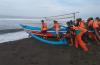 Tim SAR Gabungan Turunkan 5 SRU untuk Cari 2 Korban Tenggelam  di Pantai Glagah