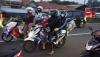 Potret Pemudik Sepeda Motor Melebihi Kapasitas Nekat Membawa Anak Kecil