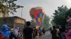 Warga Jombang Ramai-Ramai Terbangkan Balon Udara, Ini Respons Polisi