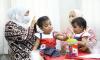 Gubernur Khofifah Lepas Kepulangan Bayi Kembar Siam Annaya dan Innaya ke NTB