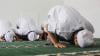 Kemenag Serukan Salat Kusuf saat Gerhana Bulan, Ini Tata Caranya