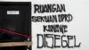 Anggota DPRD Konawe Segel Kantor Sekwan, Kesal Uang Perjalanan Dinas Belum Dibayar
