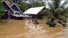 Aksi Heroik Dandim Selamatkan Rumah Warga hingga Nyaris Terseret Banjir Setinggi 2,5 Meter