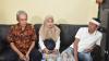 Kisah Kasir Minimarket di Subang Dicampakkan Keluarga, Dikuliahkan Dedi Mulyadi