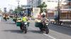 Bersama Mahasiswa dan TNI, Polres Sukoharjo Bagi Sembako dengan Berkeliling Pakai Bronjong 