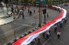 Ratusan Pelajar hingga Prajurit TNI Bentangkan Bendera Merah Putih Sepanjang 150 Meter di Medan - Bagian 1