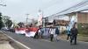 Ribuan Buruh Long March ke DPRD KBB sambil Bentangkan Bendera Merah Putih Raksasa