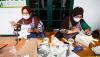 Guru-Guru SD di Depok Diberikan Pelatihan Kerajinan Tangan dari Barang Bekas - Bagian 1